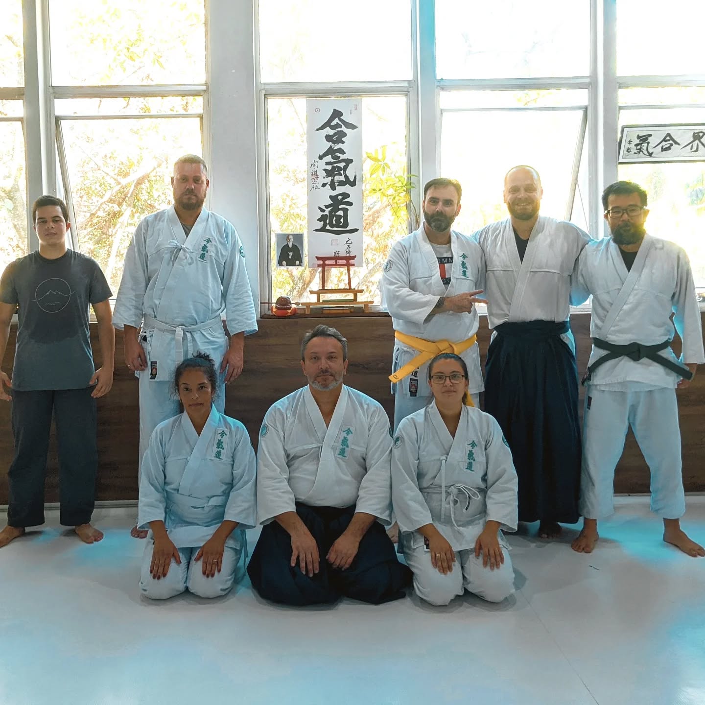 Autoconhecimento, qualidade de vida, mente saudável, defesa pessoal, harmonia, são apenas algumas virtudes que encontra no Aikido.

#aikido #saudemental #aikidoinfantil