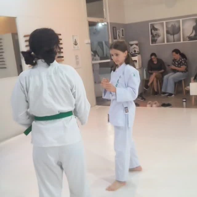 Postura, concentração e autocontrole desde cedo. No tatame do Aikido, seu filho aprende a resolver conflitos sem violência. 

#aikidoinfantil #defesapessoalfeminina #artemarcialinfantil #educacaopelomovimento #naoviolencia