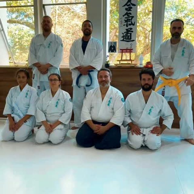 Menos força, mais técnica. Mais harmonia, menos conflito

#saúdementalimporta
#aikido 
#defesapessoalfeminina #inteligenciaemocional